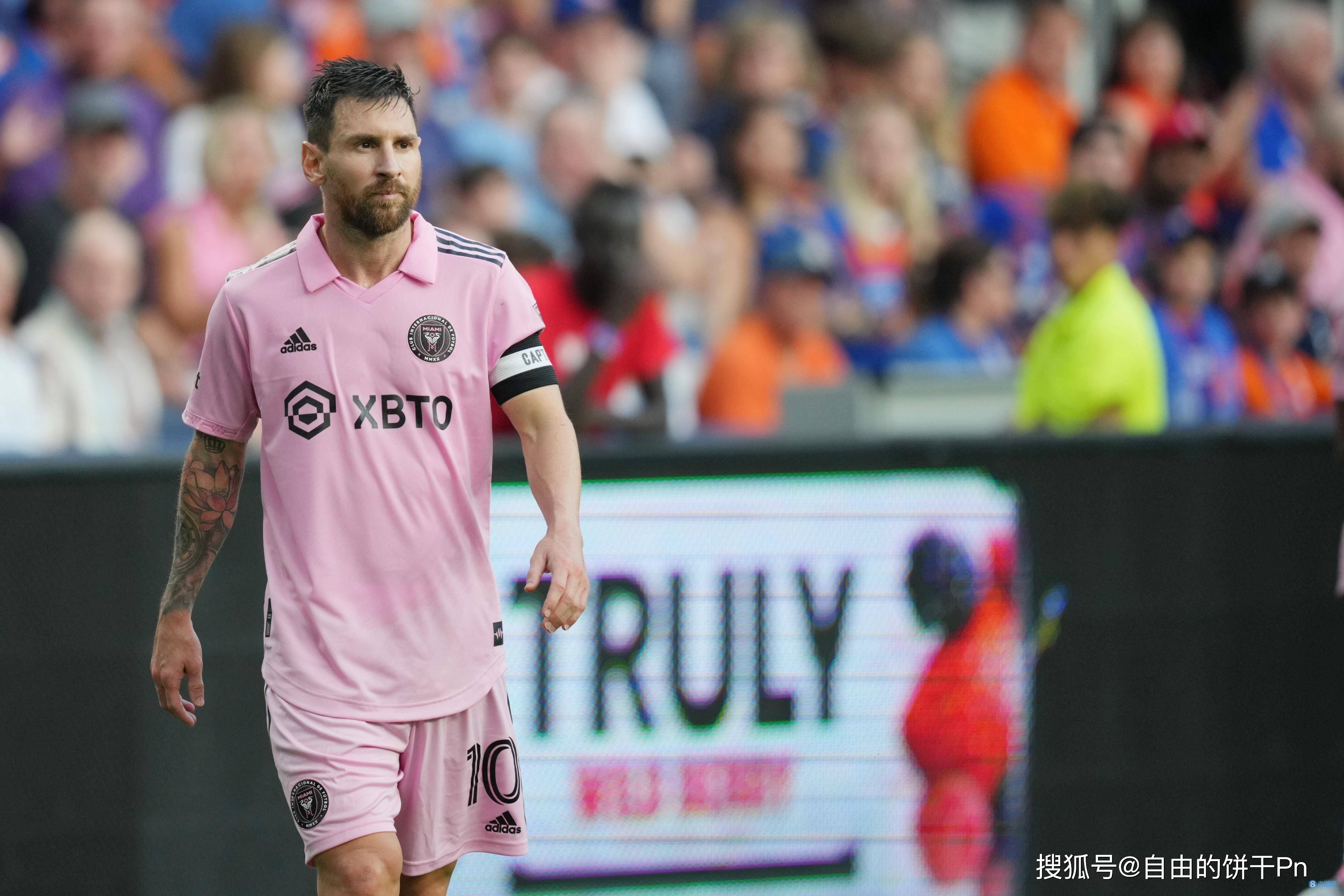 梅西回归赛场，问鼎冠军首场状态亮眼，TES观众沸腾！